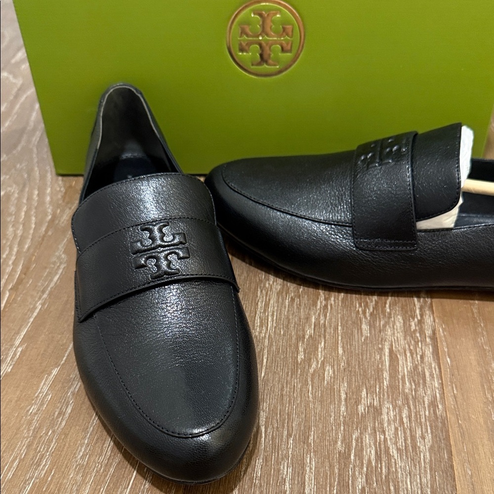 Tory Burch Black Pebbled Leather Penny Loafers - Picture 2 of 14